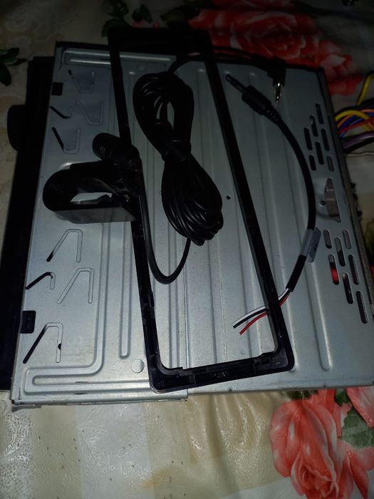 Продам магнетолу