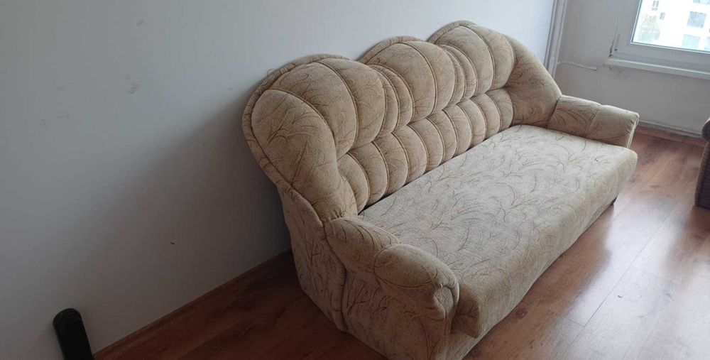 Диван в отлично състояние