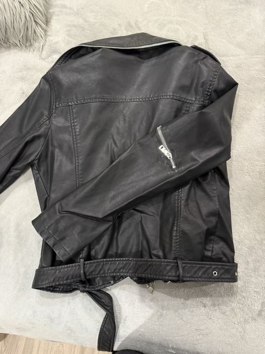 Дамско кожено яке