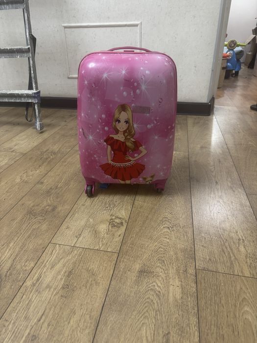 Чемодан детский
