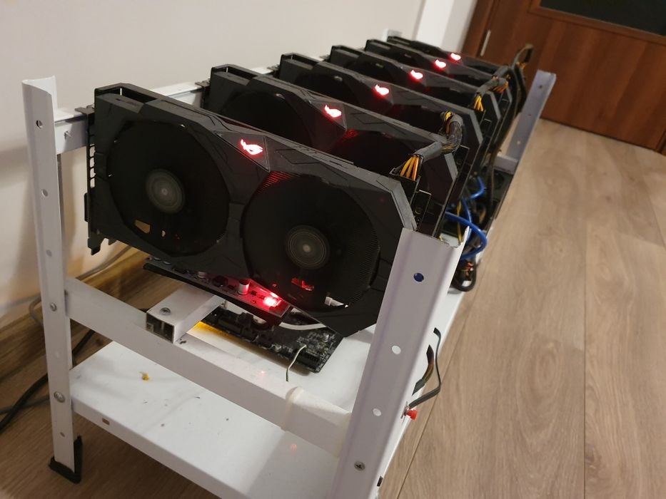 Стойка за видеокарти крипто копачка