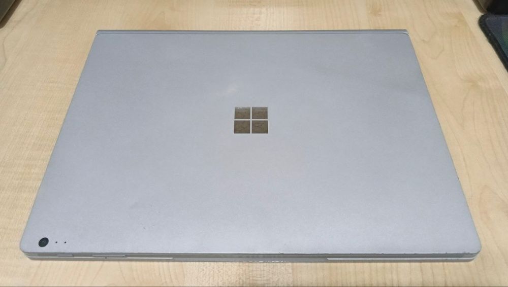 Ноутбук Microsoft Surface Book Core i7-6600U