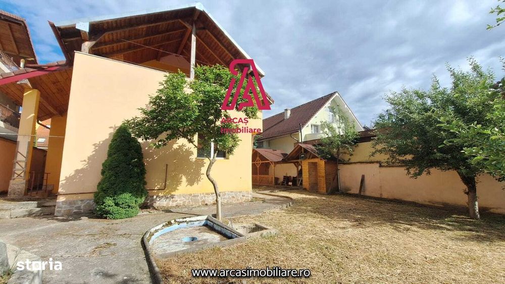 Vila de vanzare teren 970 mp Parc Sub Arini!