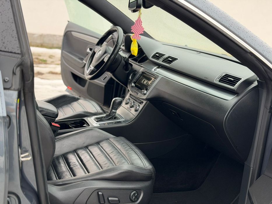 Wolkswagen  Pasat  CC 2013