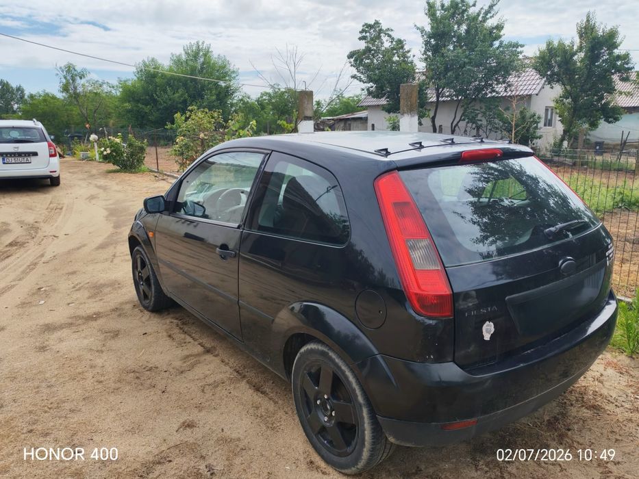 Ford fiesta in stare foarte buna