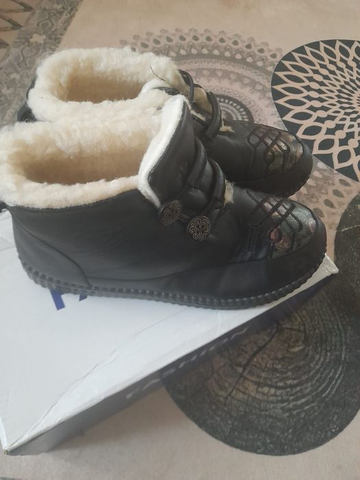 Обувь женская 39 размер