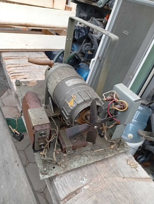 Продам Медицинский вакуматор компрессор