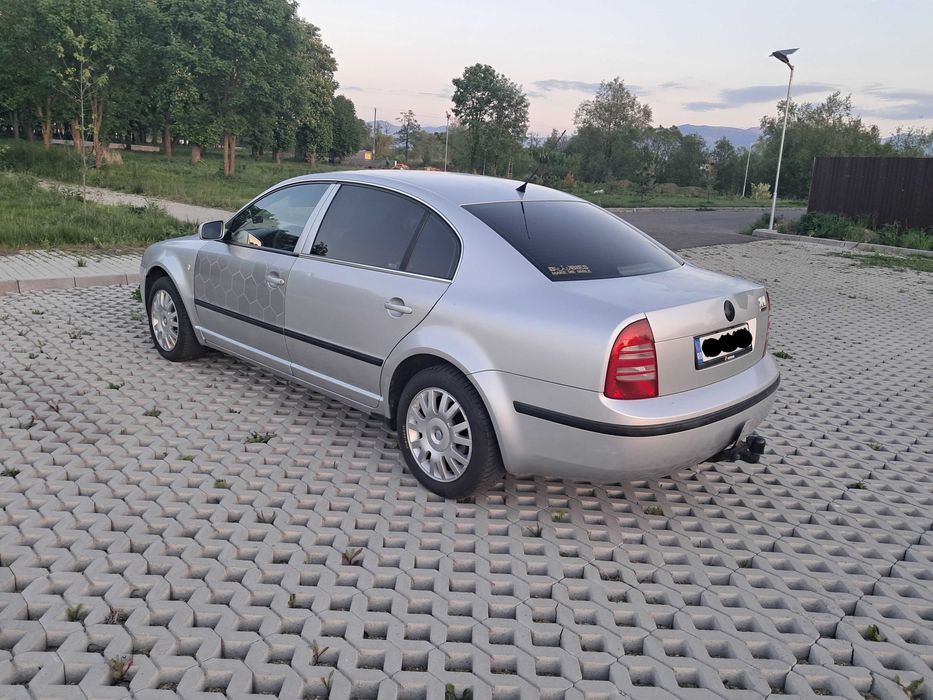 Skoda Superb 1.9TDI AWX