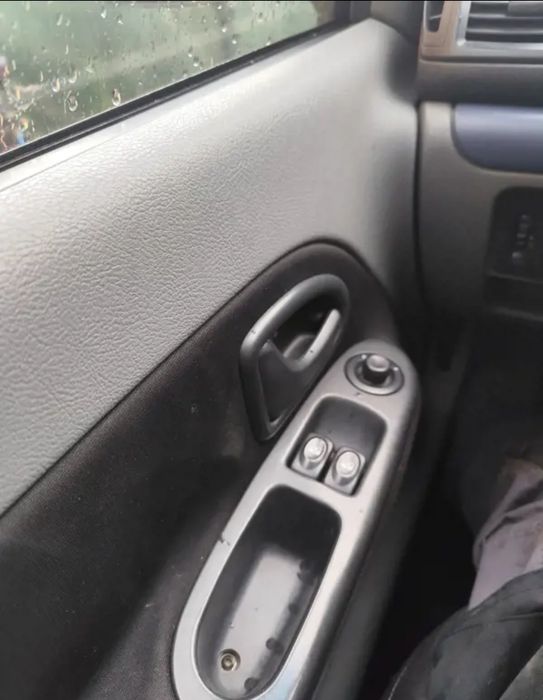 Renault Clio 1.4 Benzina