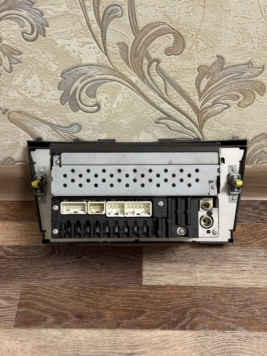 Магнитола от Камри 40 Европейца.