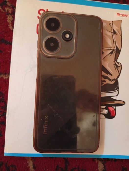 Infinix telefon xolati alo darajada