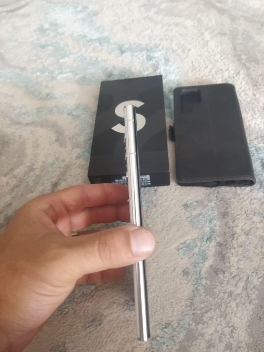 Vând Samsung s22 ultra