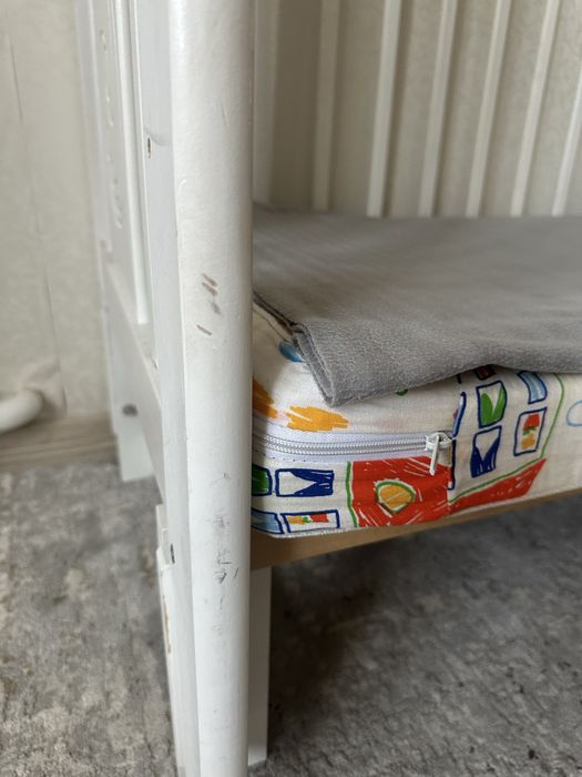 Продам детскую кроватку