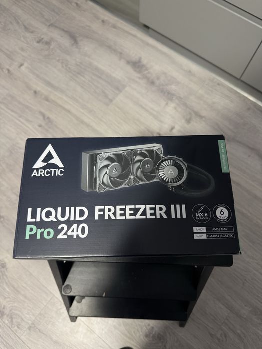 Cooler Procesor AIO Arctic Liquid Freezer III Pro