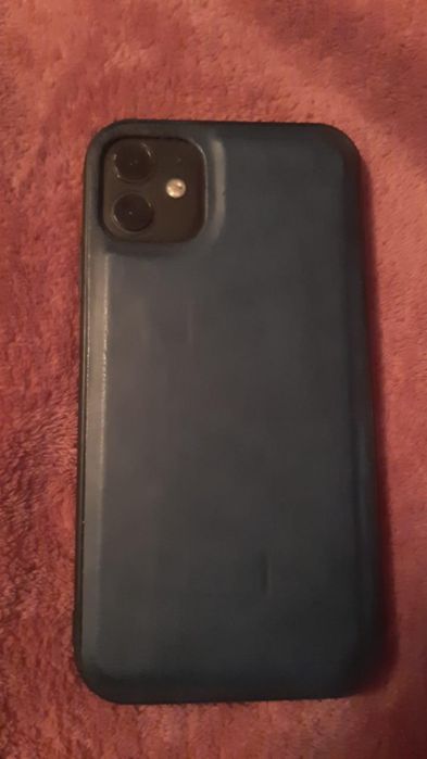 iPhone 11,в хорошем состоянии