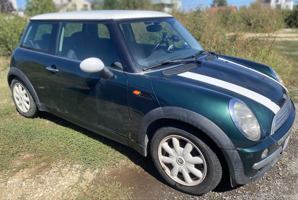 Vand mini cooper an 2004