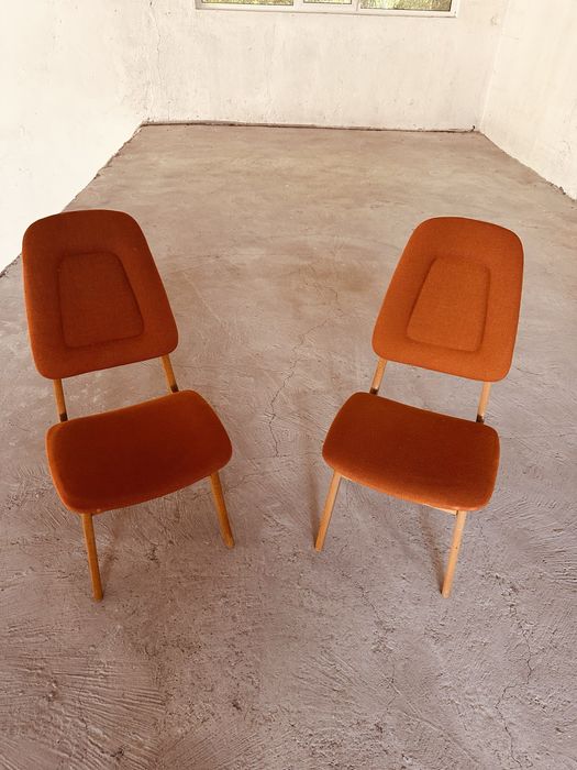 Винтидж скандинавски трапезни столове – Mid Century Modern, 70-те години