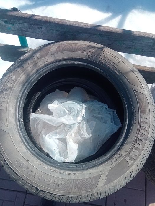 Продам шины  в хорошем состояний