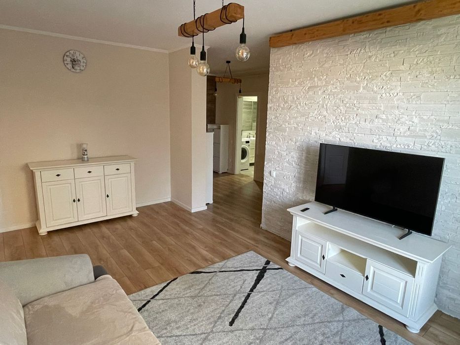 Închiriez ap 2 camere, str Abatorului, preț 430 eur