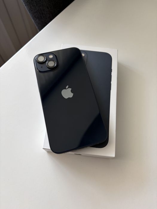 Vand Iphone 13 , 128 GB , 83% baterie