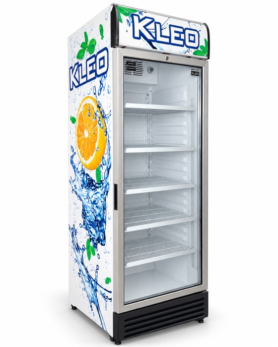 Продаётся холодильная витрина KLEO со стеклянной дверью.