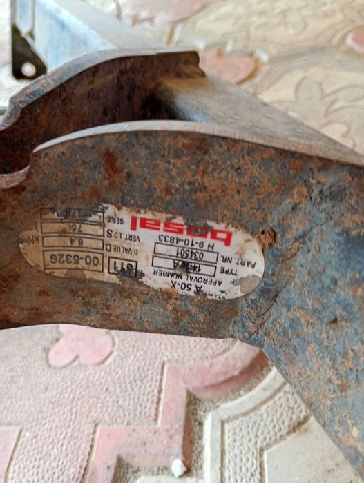 Carlig și etrier dacia logan cu plăcuțe