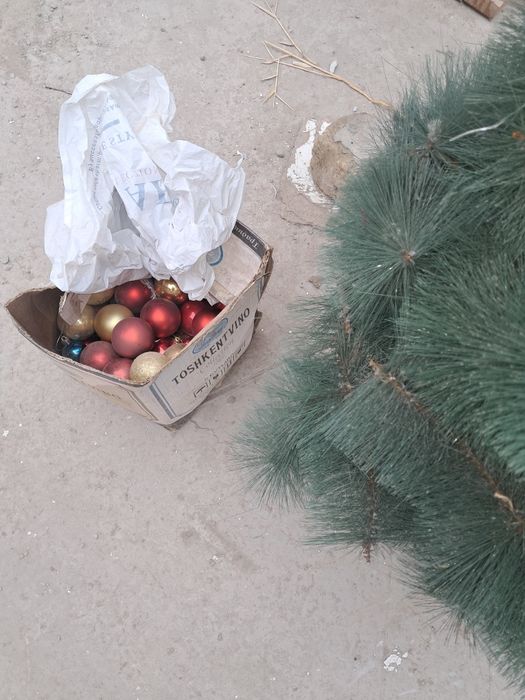 ЕЛКА сатылады 180 см