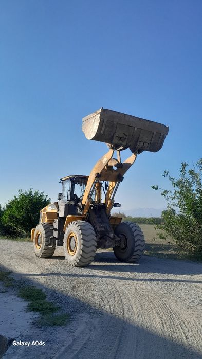Llugong 855H идеал холатда ишлаган соати 8145 капитал ремонт килинган.