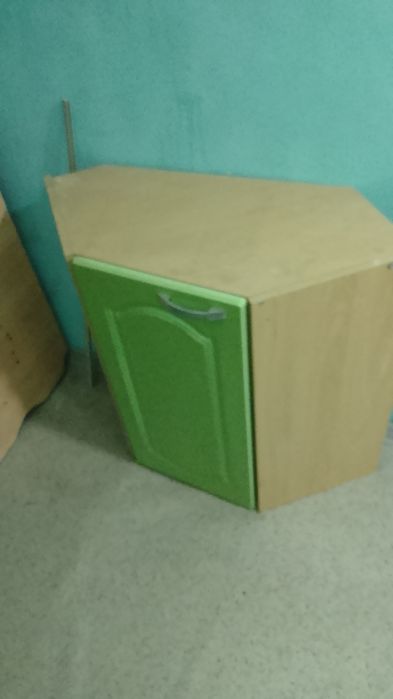 Продам кухонные шкафы 5.000