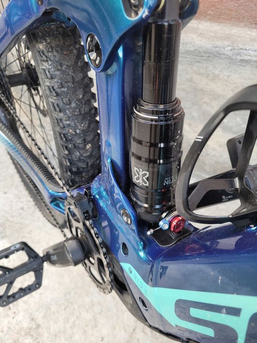 Bicicleta electrica  full suspensione scott 29 M