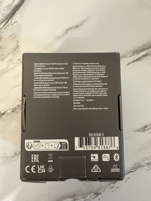 Спортивные смарт-часы Garmin Forerunner 965