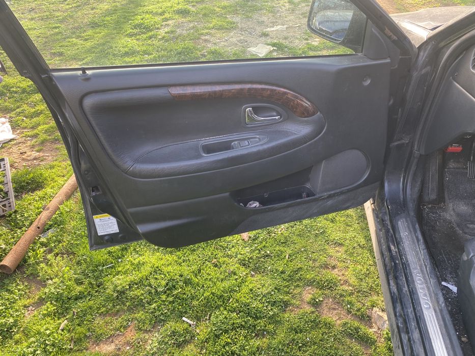 Volvo V40 99 г 1.9 95кс колата се продава на части