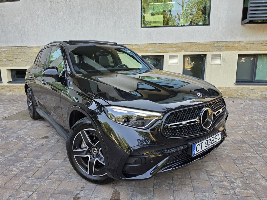 Mercedes-Benz GLC 300 4MATIC AMG Line Premium