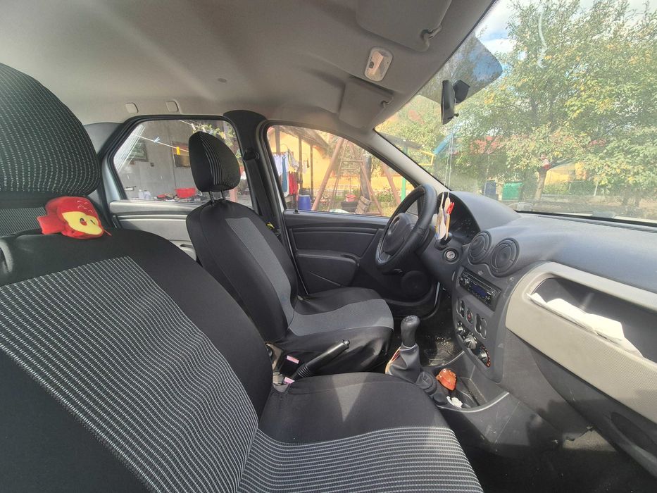 Vand Dacia Logan 2010