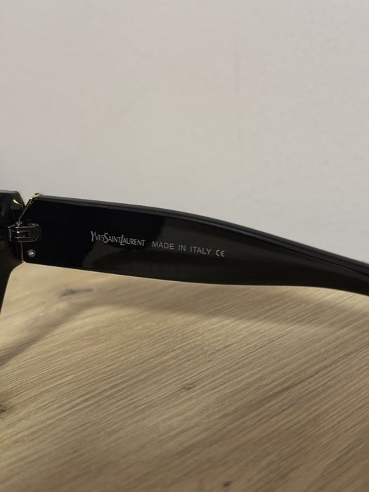 Ochelari Saint Laurent de soare