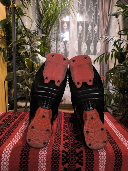 Clăpari Atomic mărimea 40 - 41