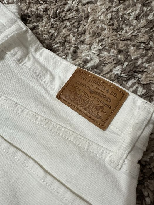 Blugi talie inalta alba Levis marimea S/M