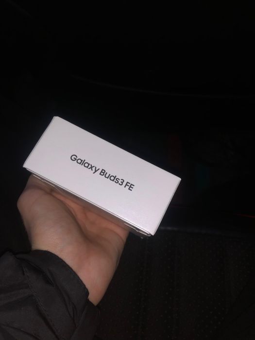 Наушники samsung galaxy Buds3 FE