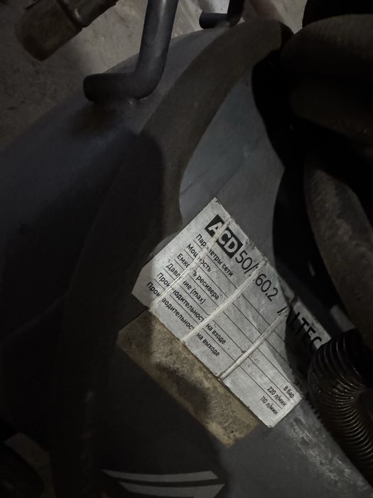 Продам компрессор воздушный