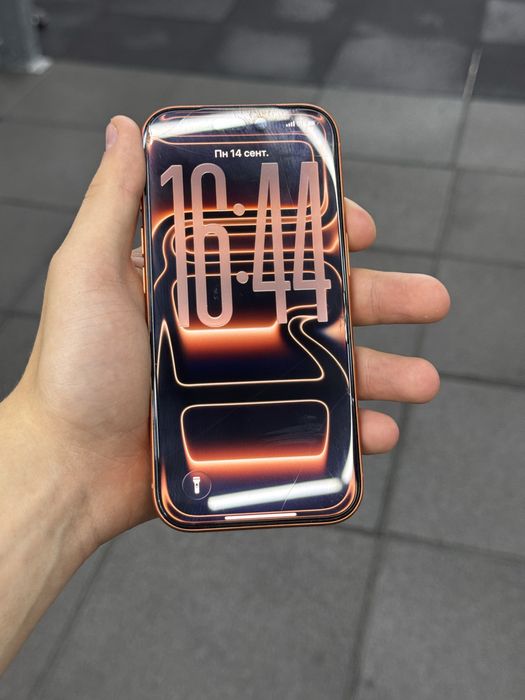 В продаже Iphone 17Pro