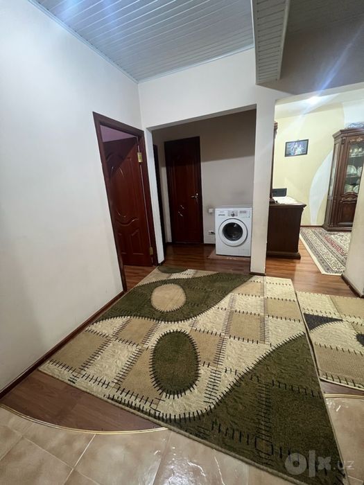 Срочно продается своя 3+1/7/9 банковская квартира. Возможно в ипотеку.