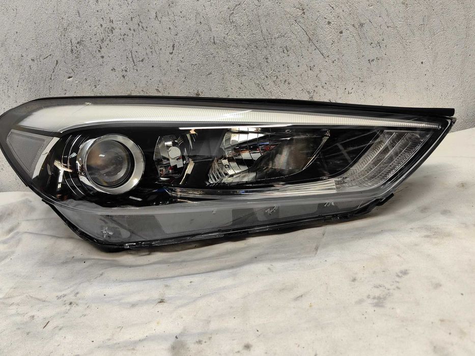 Оригинален фар Хюндай Туксон  Hyundai Tucson Led