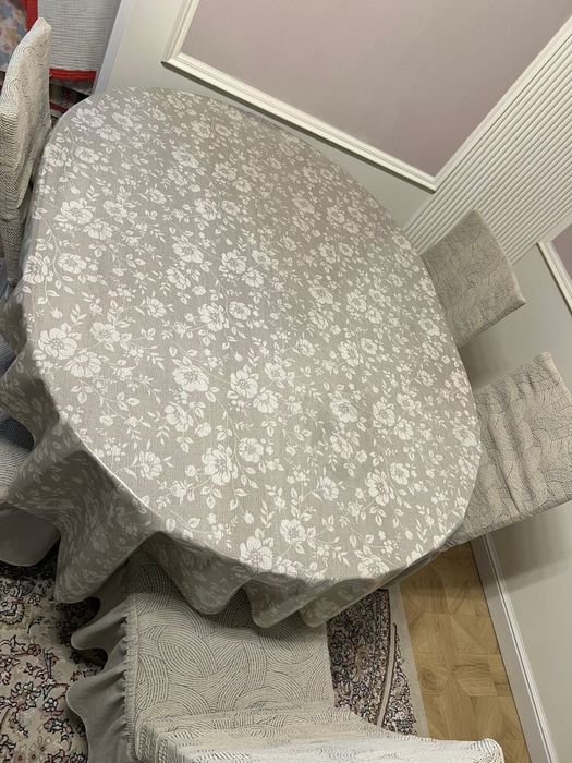 Стол круглый + 5 стульев