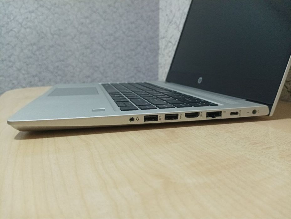 HP ProBook 445 G7 14" IPS FHD / RYZEN™ 5 4500U / 8GB DDR4 / 256GB NVMe