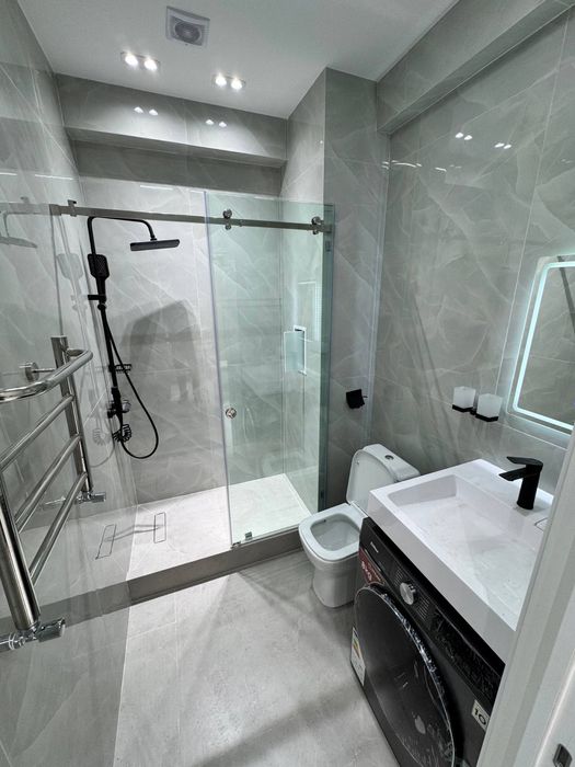 Продам свою в новостройке с мебелью и техникой