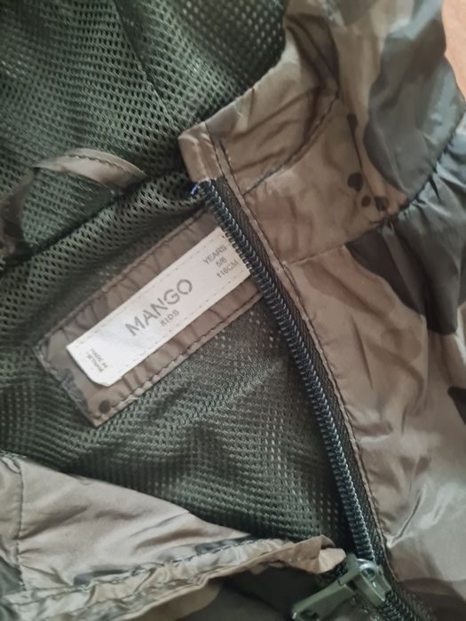 Ветровка Mango за 5 годишно дете