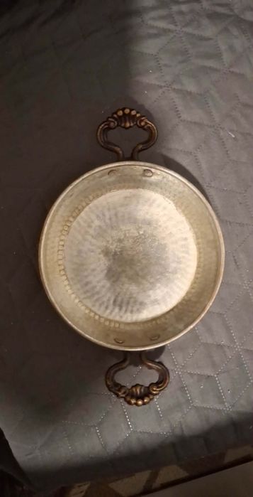 Седем медни тиганчета