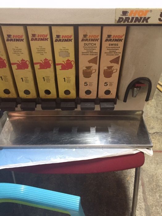 Aparat pentru băuturi calde