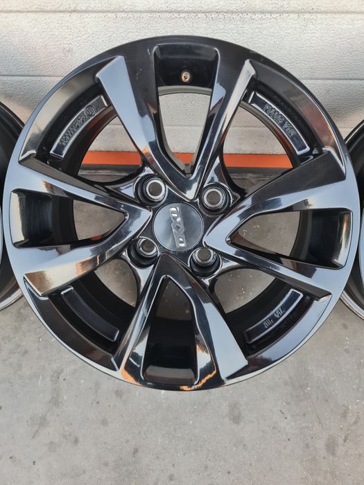 Джанти OX за ПЕЖО СИТРОЕН ФОРД PEUGEOT Citroen R15 4x108 ET20 6.5J