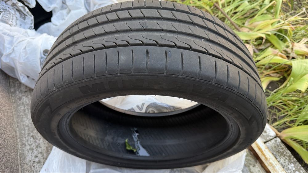 4 anvelope 215/45/R16 2x Minerva Radial F205  – DOT 0421 si 2x anvelope iarna Goodride SW608 Snowmaster – DOT 2023